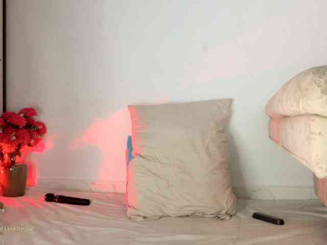 gigi-loved webcam
