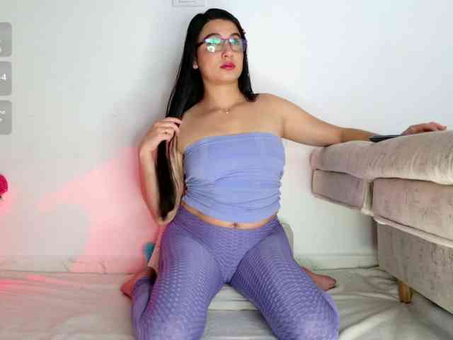 gigi-loved webcam