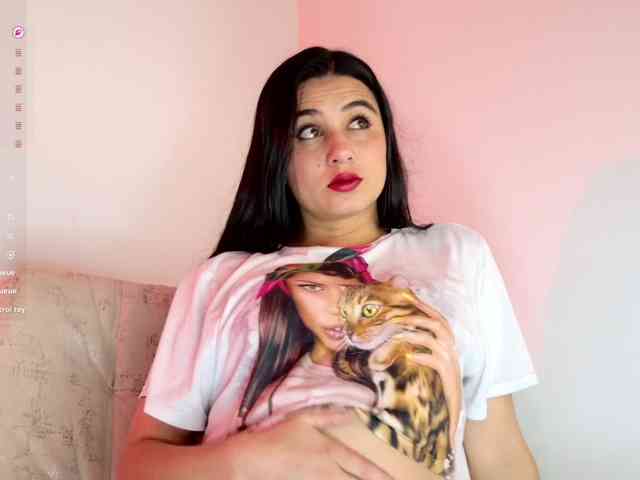 Model: gigi-loved