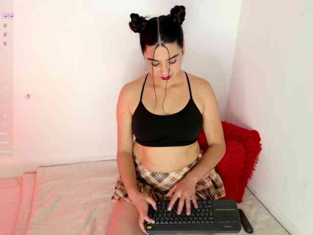 gigi-loved webcam