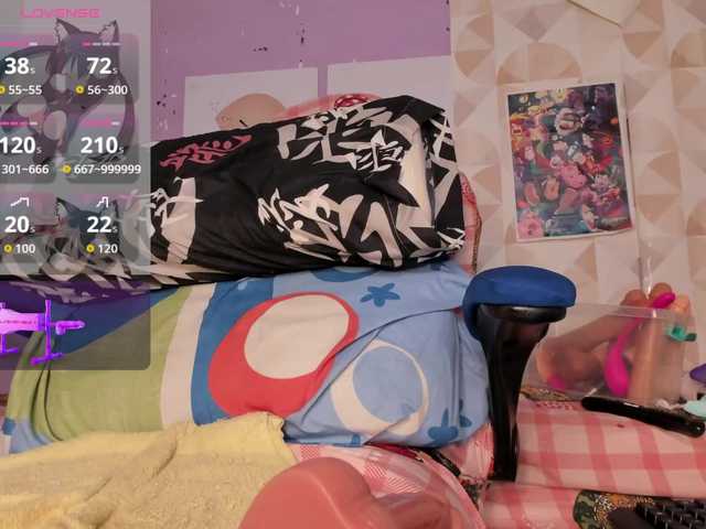 madelinefoxxx30 live cam on BongaCams