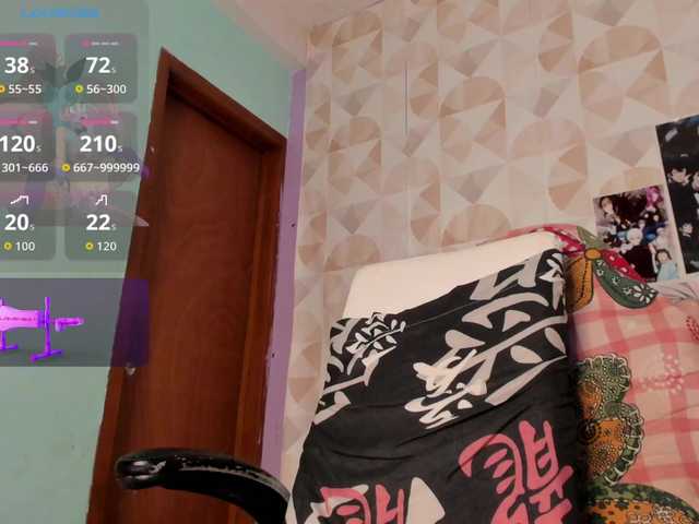 madelinefoxxx30 live cam on BongaCams