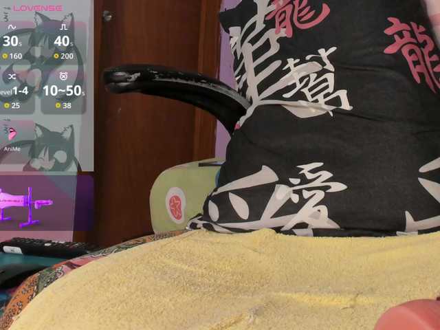 madelinefoxxx30 live cam on BongaCams