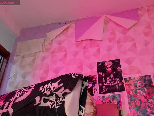 madelinefoxxx30 live cam on BongaCams