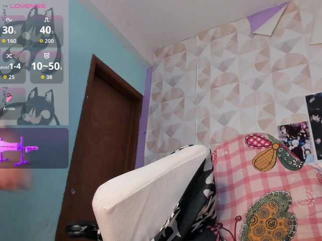 madelinefoxxx30 live cam on BongaCams