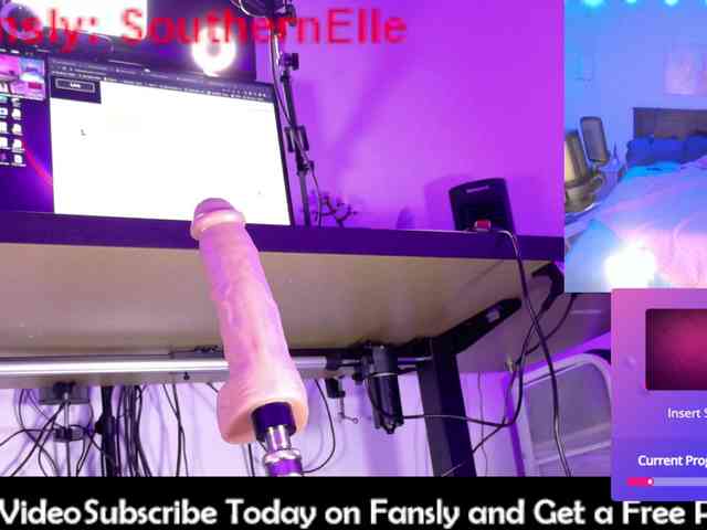SouthernElle webcam