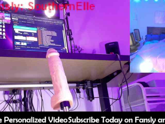 SouthernElle webcam