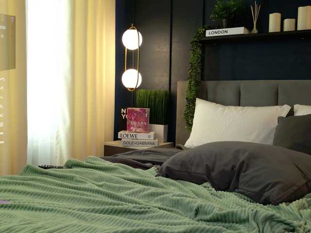 AmelieCrosby live cam