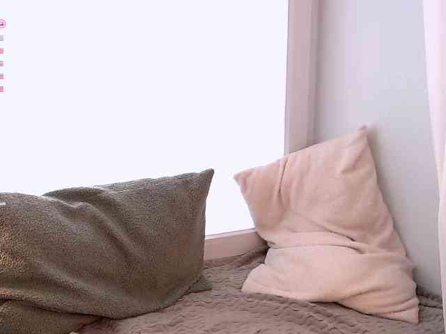 AmelieCrosby webcam