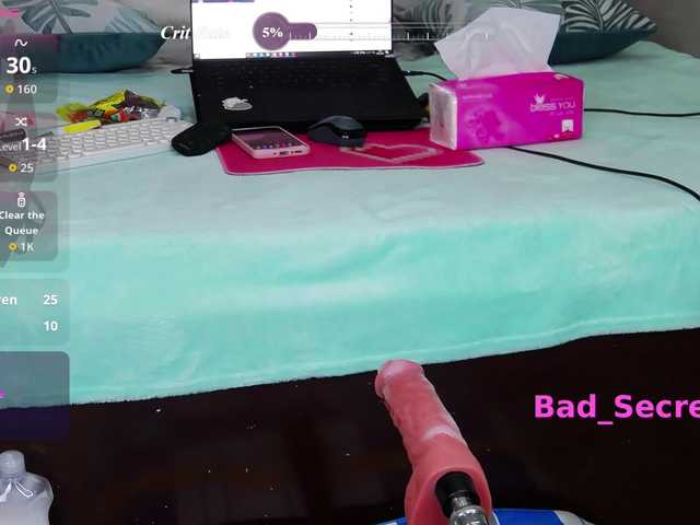 AnalQueenKa live cam on BongaCams