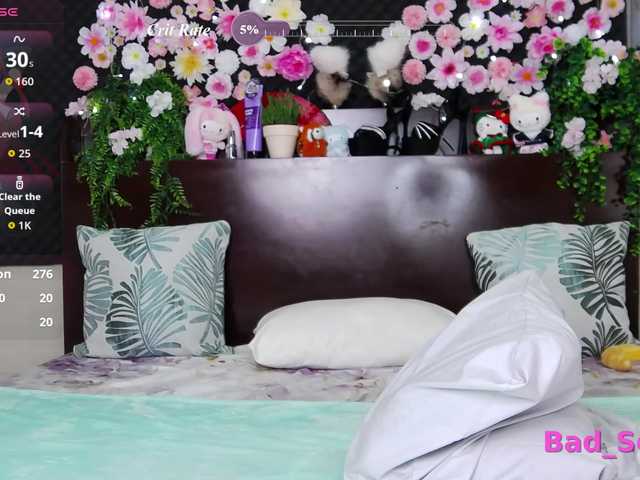 AnalQueenKa live cam on BongaCams