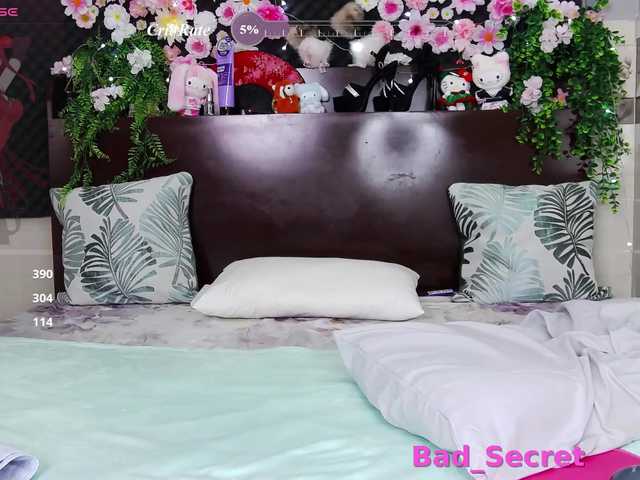 AnalQueenKa live cam on BongaCams