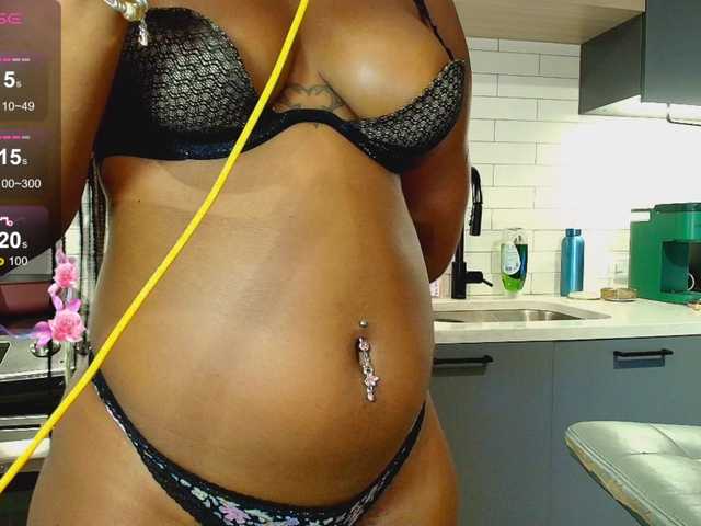 Naomiruty live webcam show