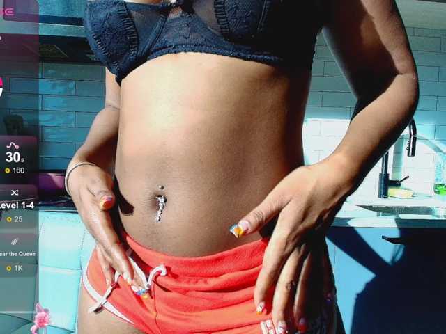 Naomiruty live cam on BongaCams