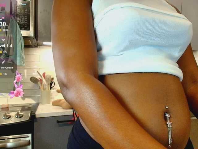 Naomiruty live cam on BongaCams