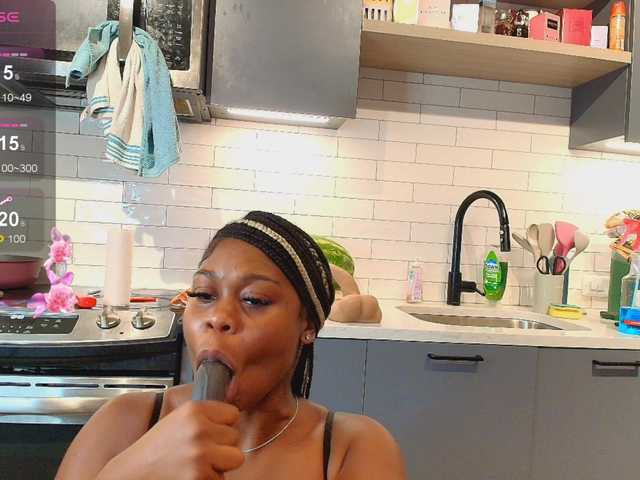 Naomiruty live cam on BongaCams