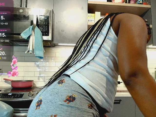 Naomiruty live cam on BongaCams