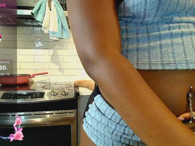 Naomiruty live cam on BongaCams