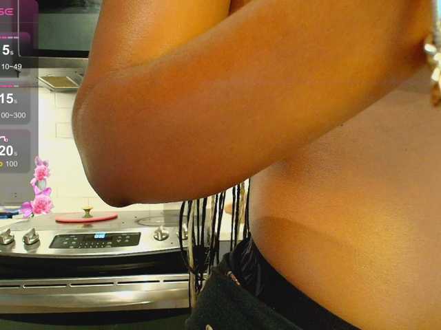 Naomiruty live webcam show