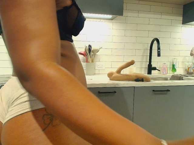 Naomiruty live cam