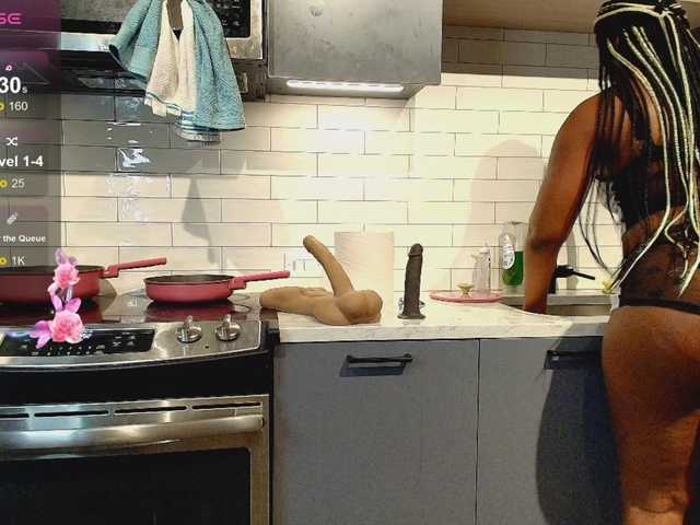 Naomiruty live cam