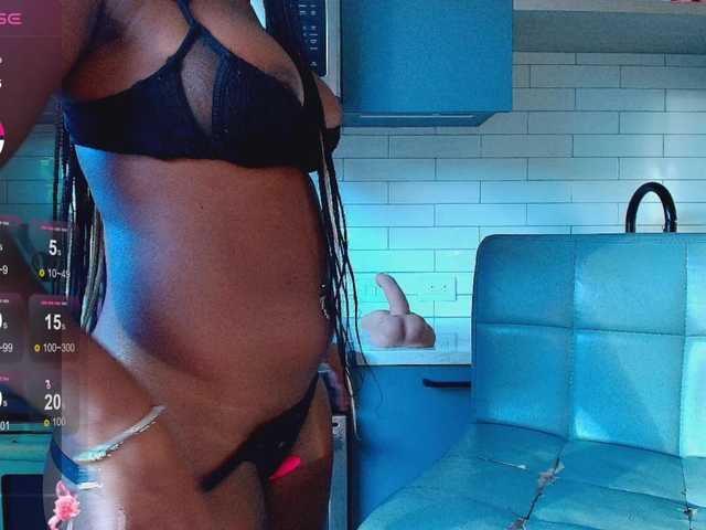 Naomiruty live cam on BongaCams