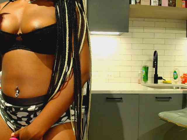 Naomiruty webcam