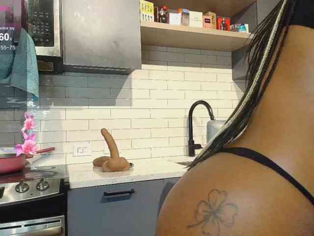 Naomiruty webcam