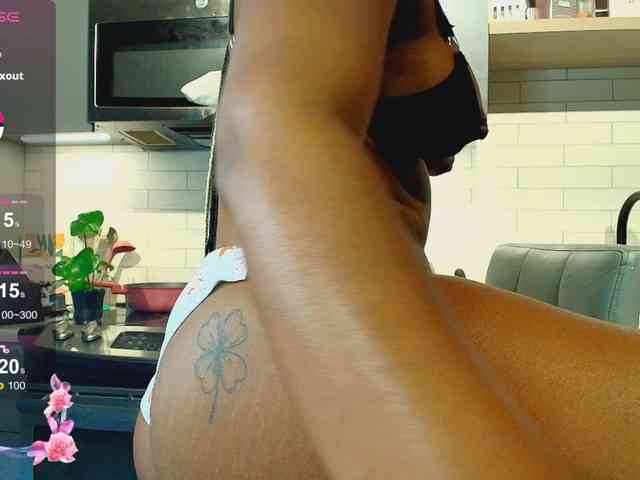 Naomiruty webcam
