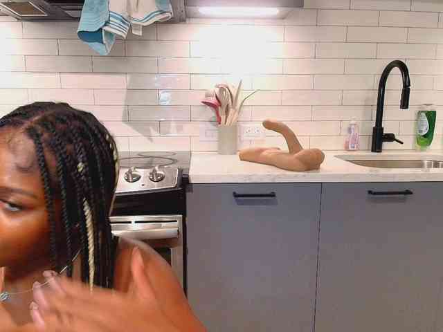 Naomiruty webcam