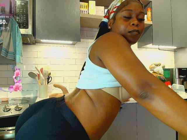 Naomiruty webcam