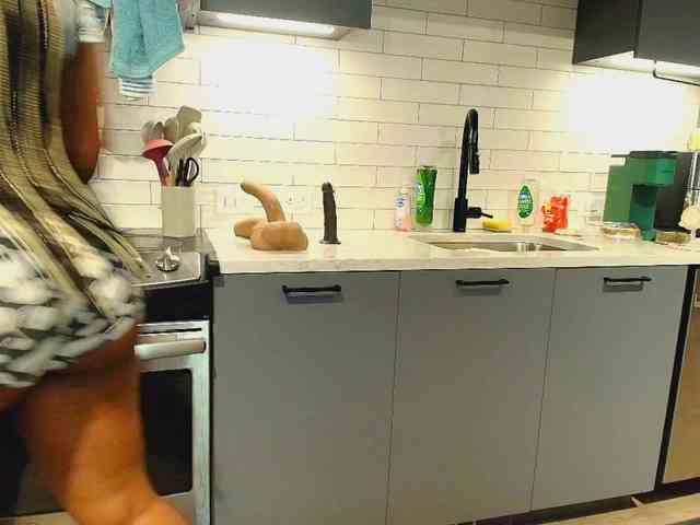 Naomiruty webcam