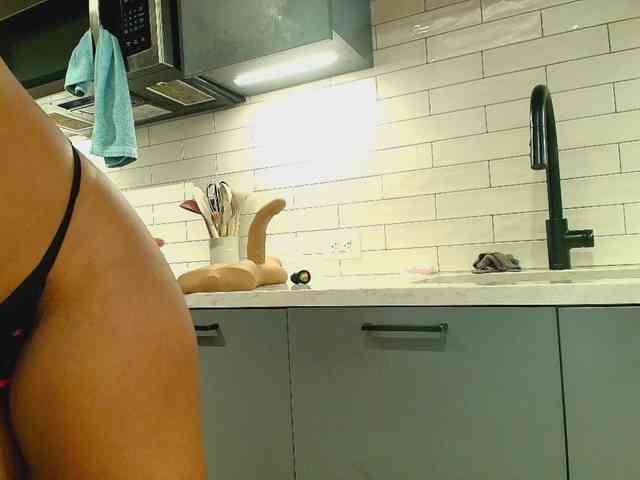 Naomiruty webcam