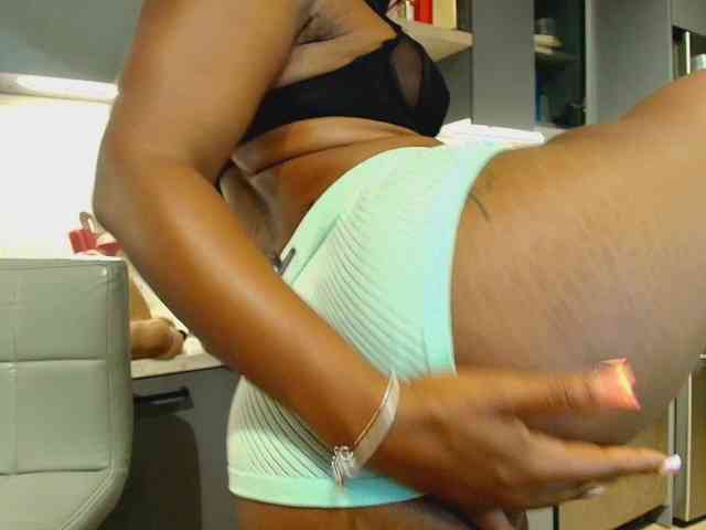 Naomiruty webcam