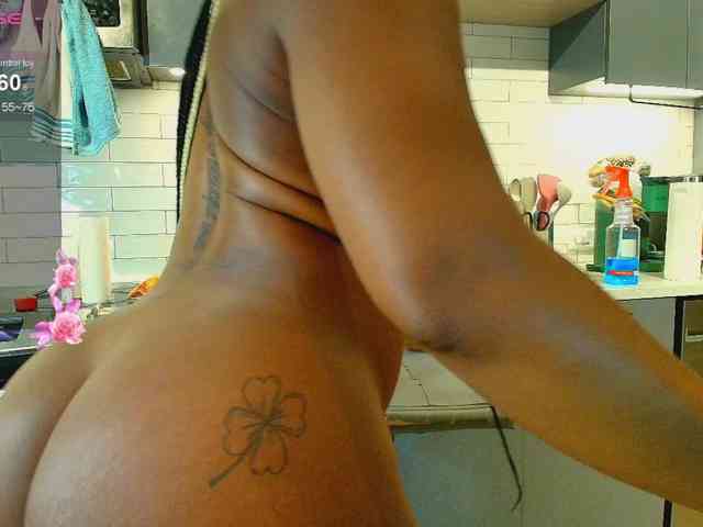 Naomiruty webcam