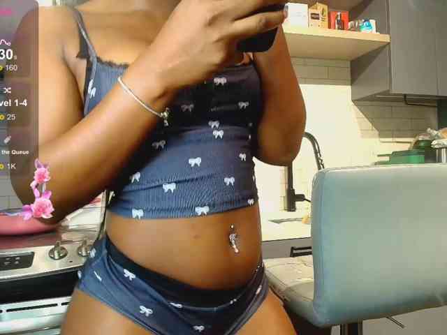 Naomiruty webcam