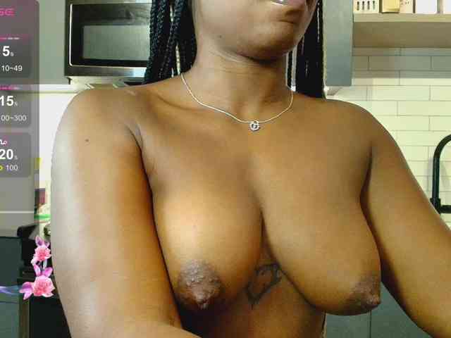 Naomiruty webcam