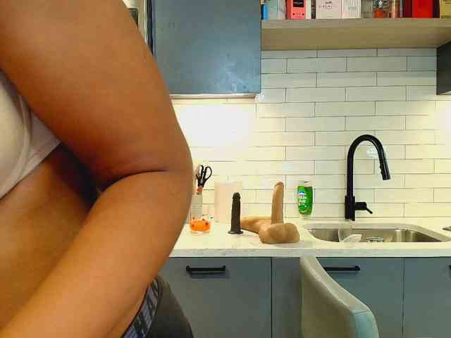 Naomiruty webcam