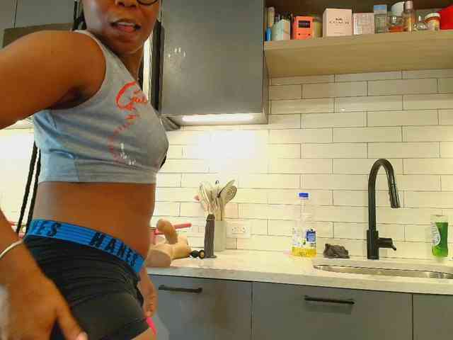 Naomiruty webcam