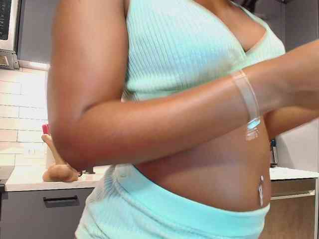 Naomiruty webcam
