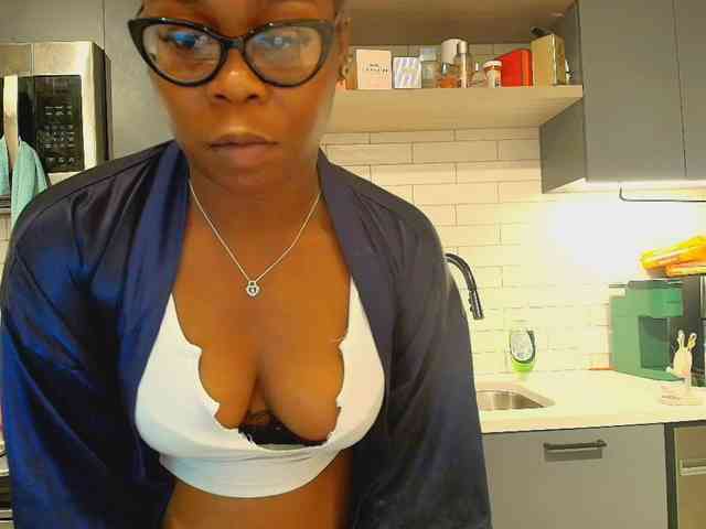 Naomiruty webcam