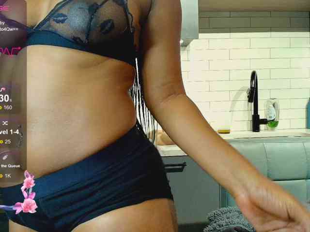 Naomiruty webcam