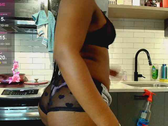Naomiruty webcam