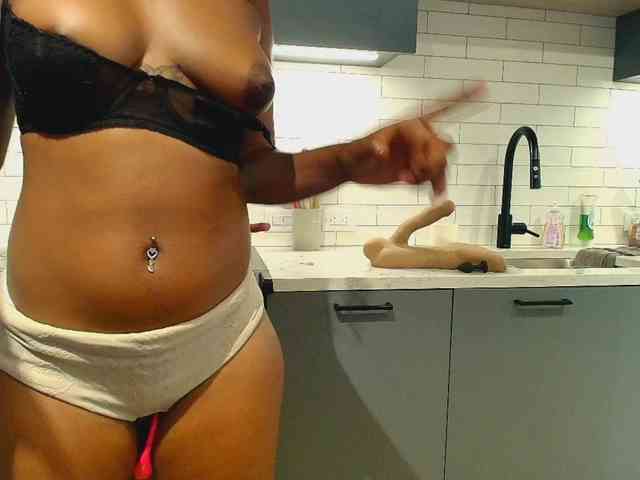 Naomiruty webcam