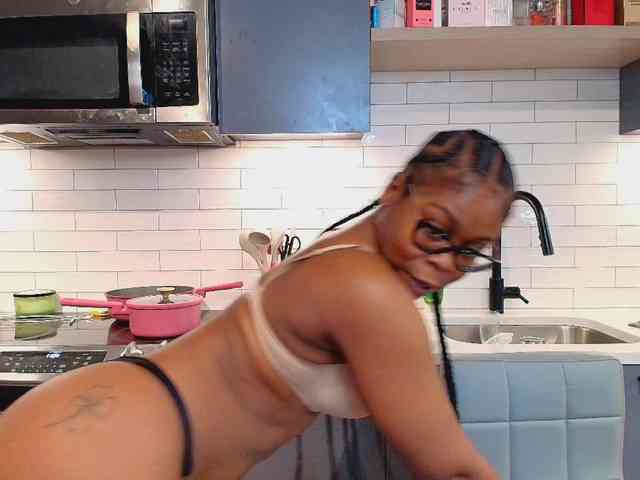 Naomiruty webcam