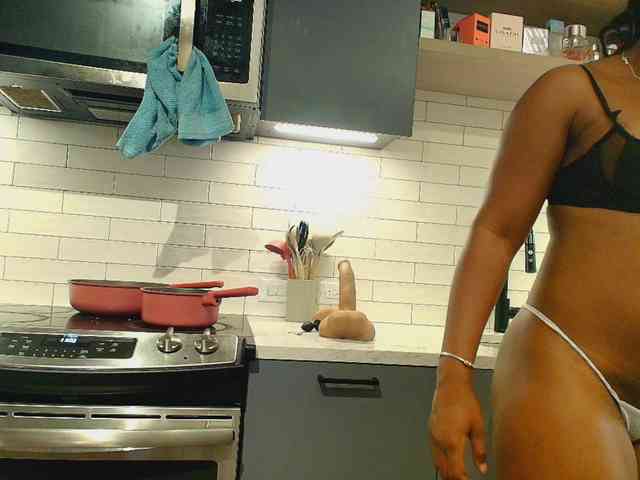 Naomiruty webcam