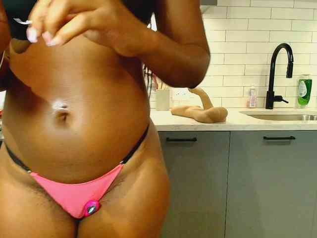 Naomiruty webcam
