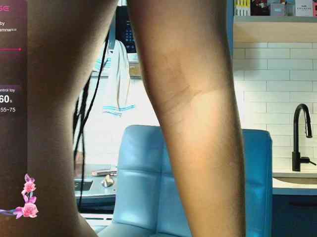 Naomiruty webcam