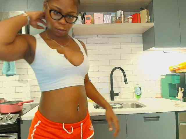 Naomiruty webcam