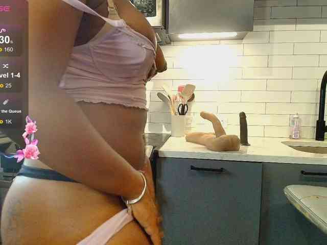 Naomiruty webcam